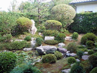 池泉の庭